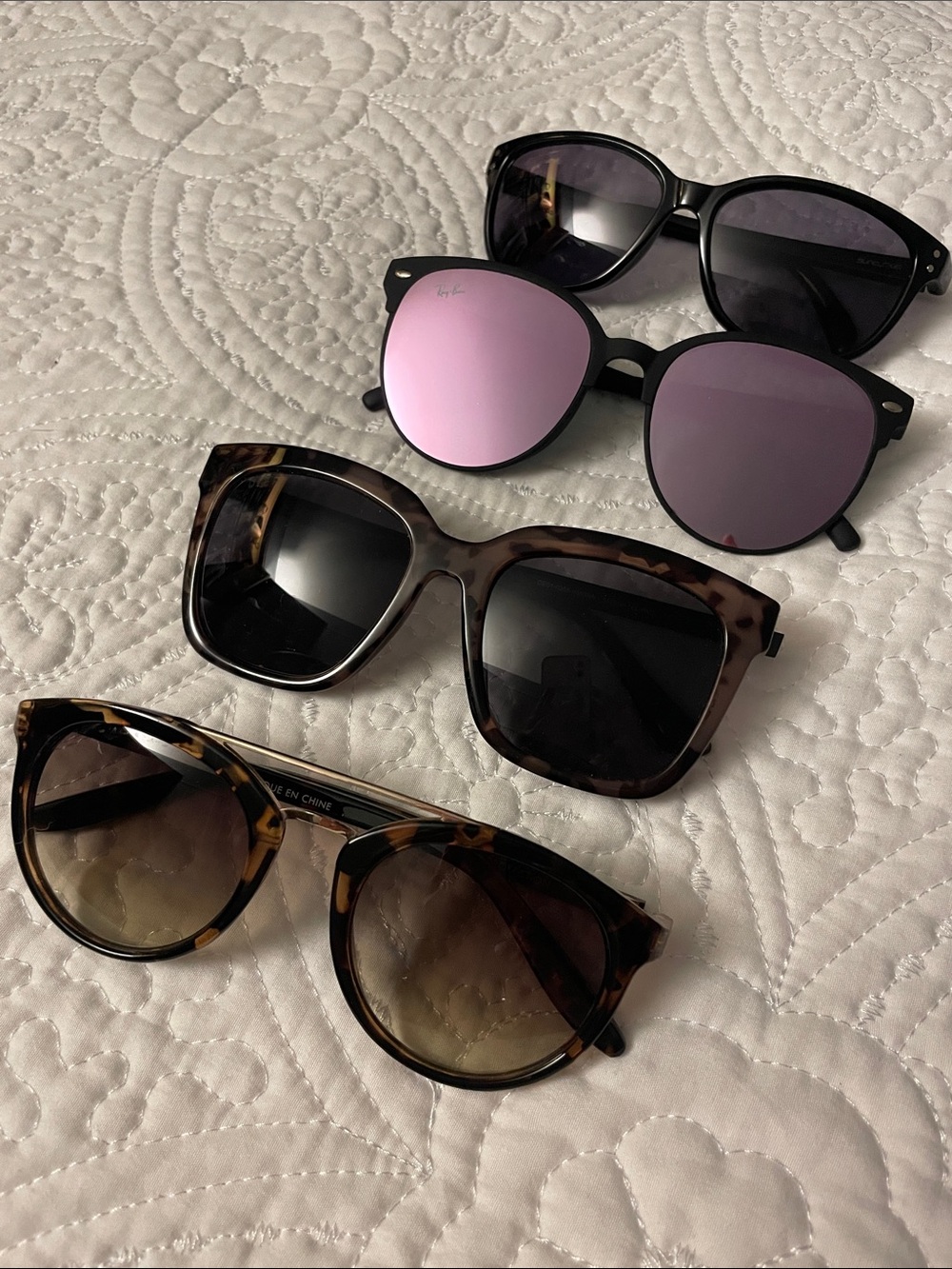 4 pair women’s sunglasses grouping